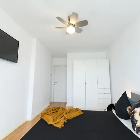 North Artistique - Aviatiei Apartment Bukarest