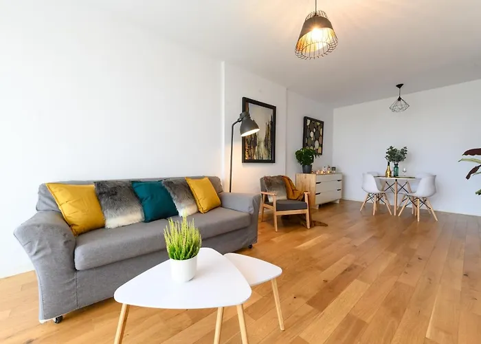 North Artistique - Aviatiei アパート