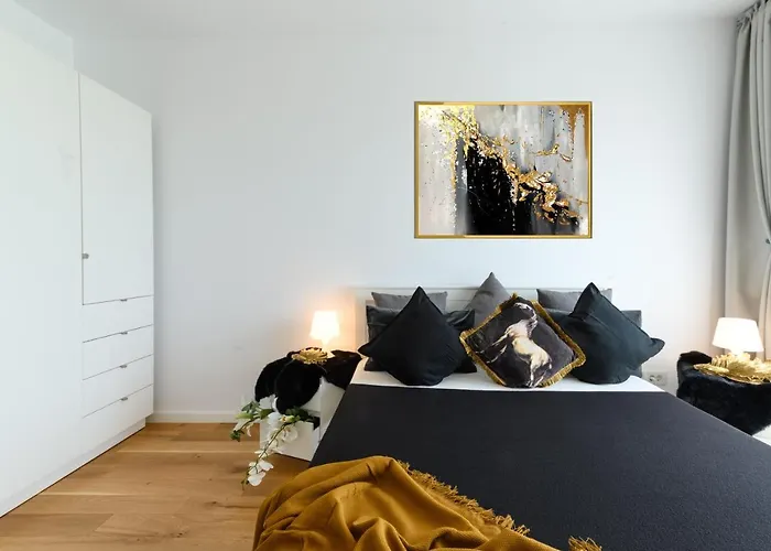 North Artistique - Aviatiei アパート *