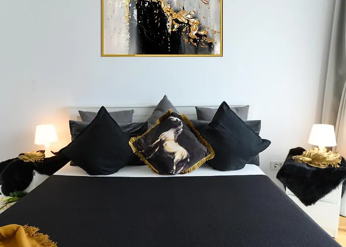 North Artistique - Aviatiei * ブカレスト