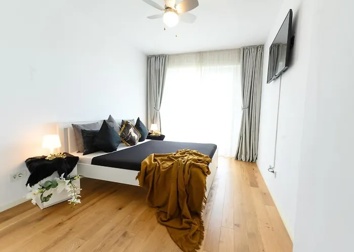 North Artistique - Aviatiei ブカレスト