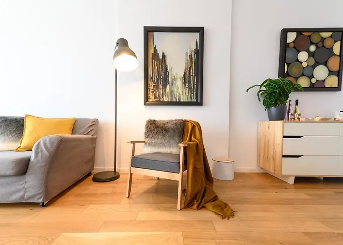 North Artistique - Aviatiei アパート