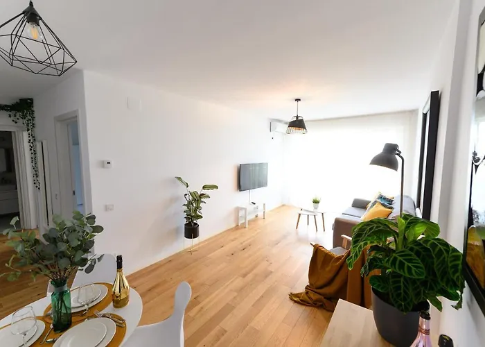 North Artistique - Aviatiei アパート ブカレスト