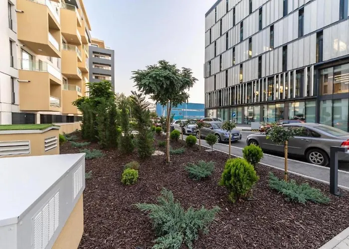 North Artistique - Aviatiei * ブカレスト